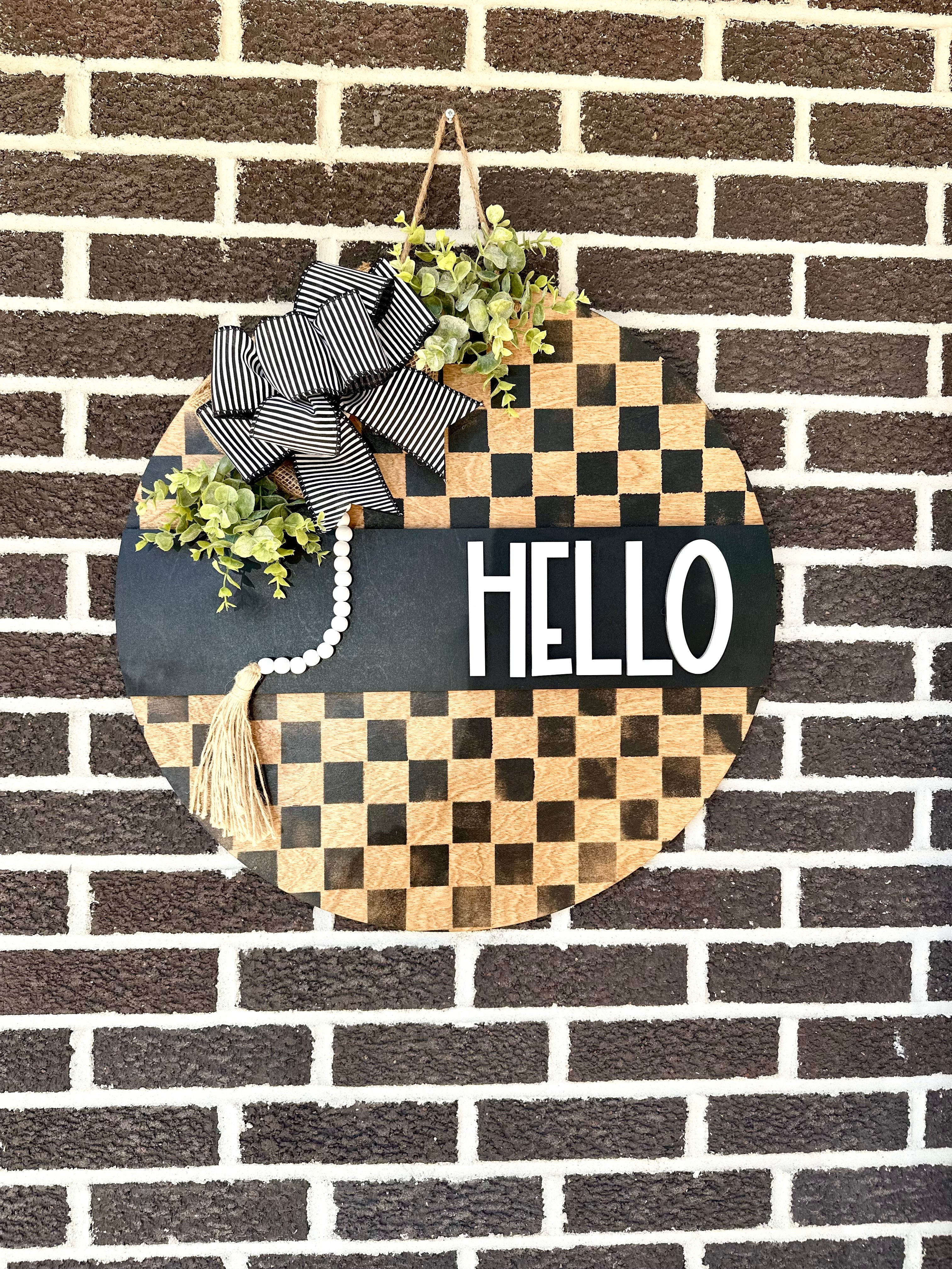 22" Hello | Checkered | Modern | Beads