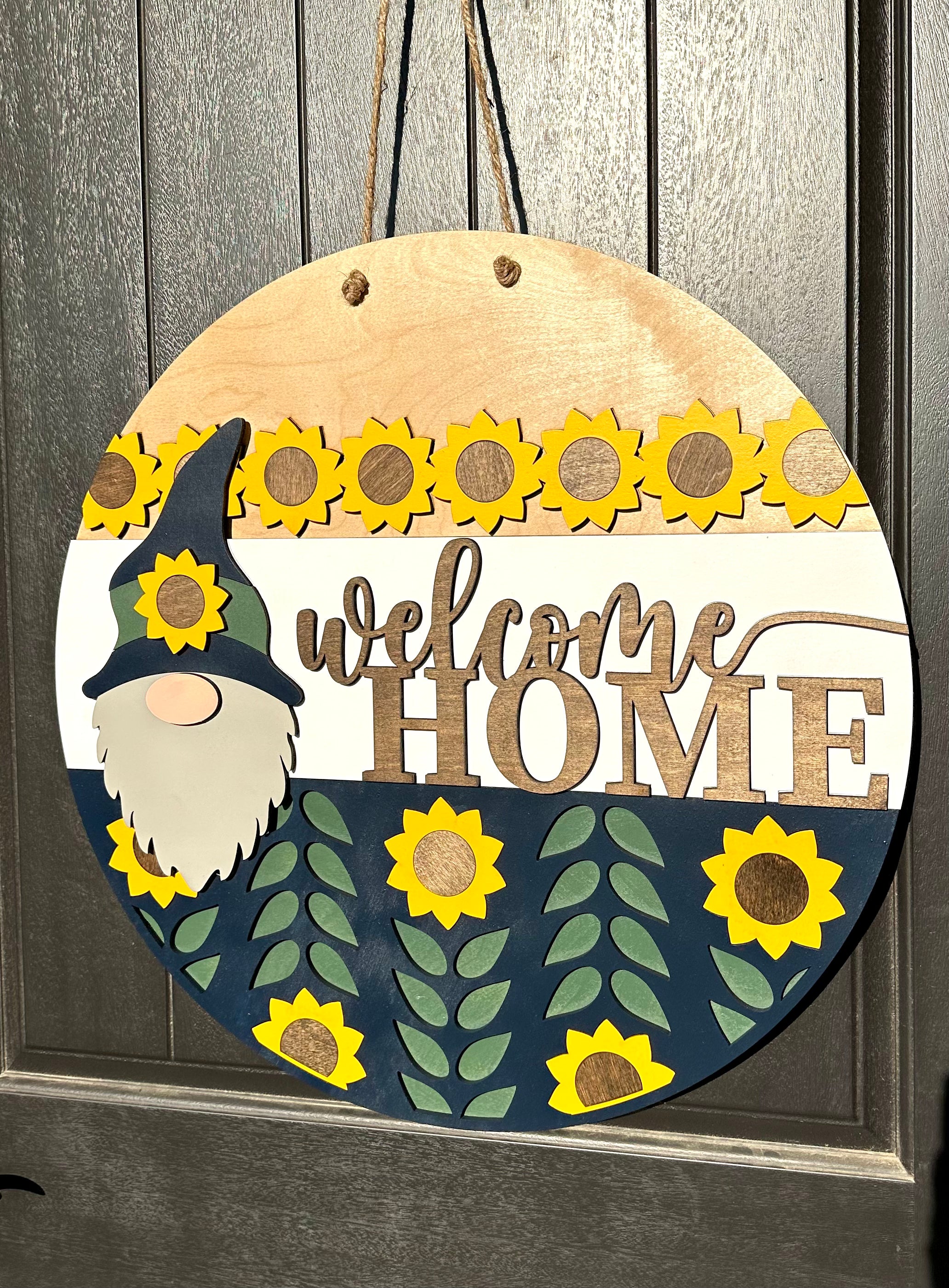 Welcome Home | Gnome | Door Hanger